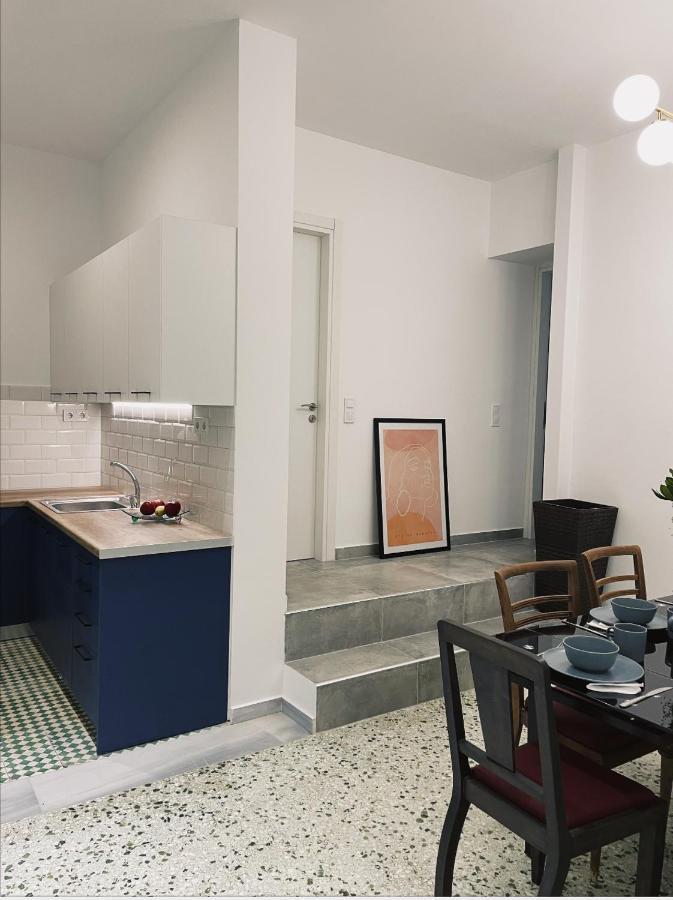 Olive Apartment Renovated 2022 피레아스 외부 사진
