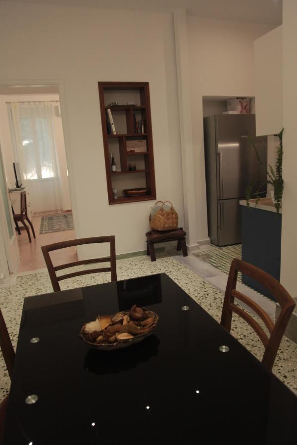 Olive Apartment Renovated 2022 피레아스 외부 사진