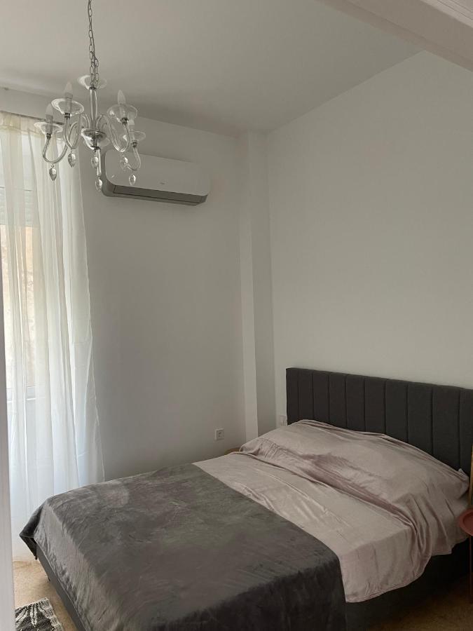 Olive Apartment Renovated 2022 피레아스 외부 사진