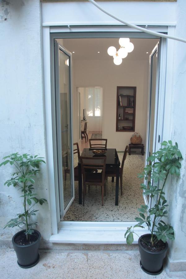 Olive Apartment Renovated 2022 피레아스 외부 사진