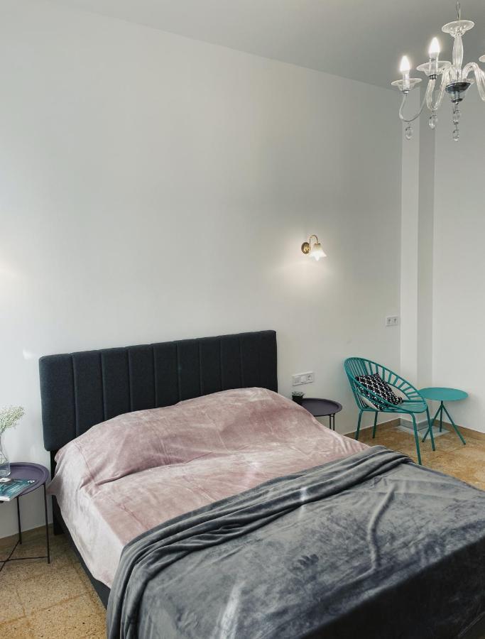 Olive Apartment Renovated 2022 피레아스 외부 사진